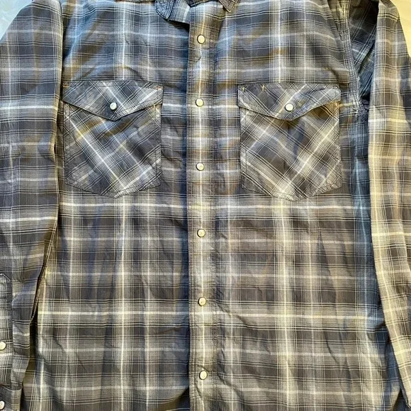 Carhartt Flannel Heavy Button Down Long Sleeve - Picture 2 of 6